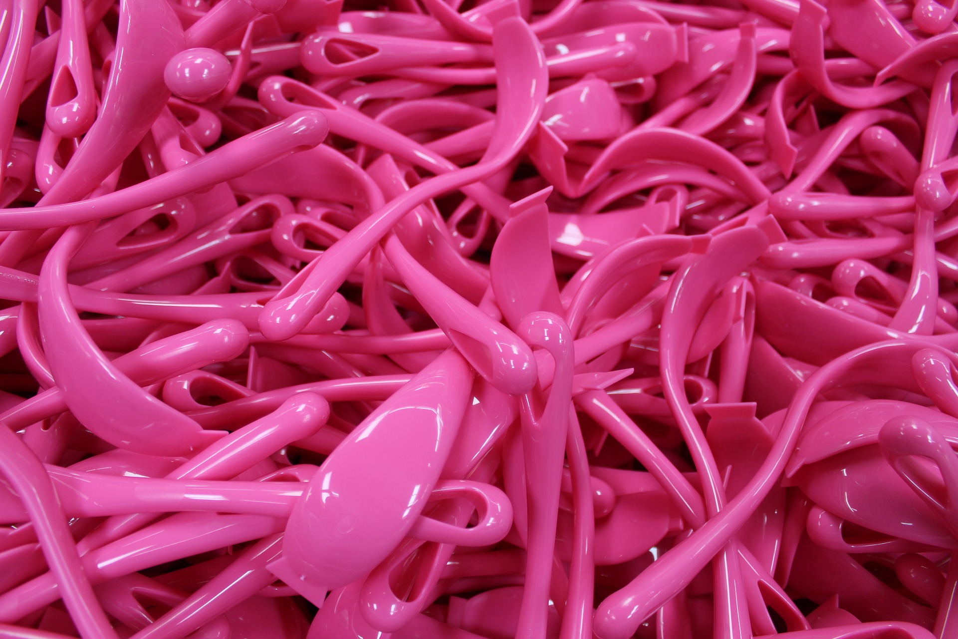 plastic-3458086_1920