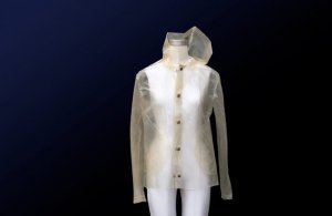 algae-bioplastics-raincoat