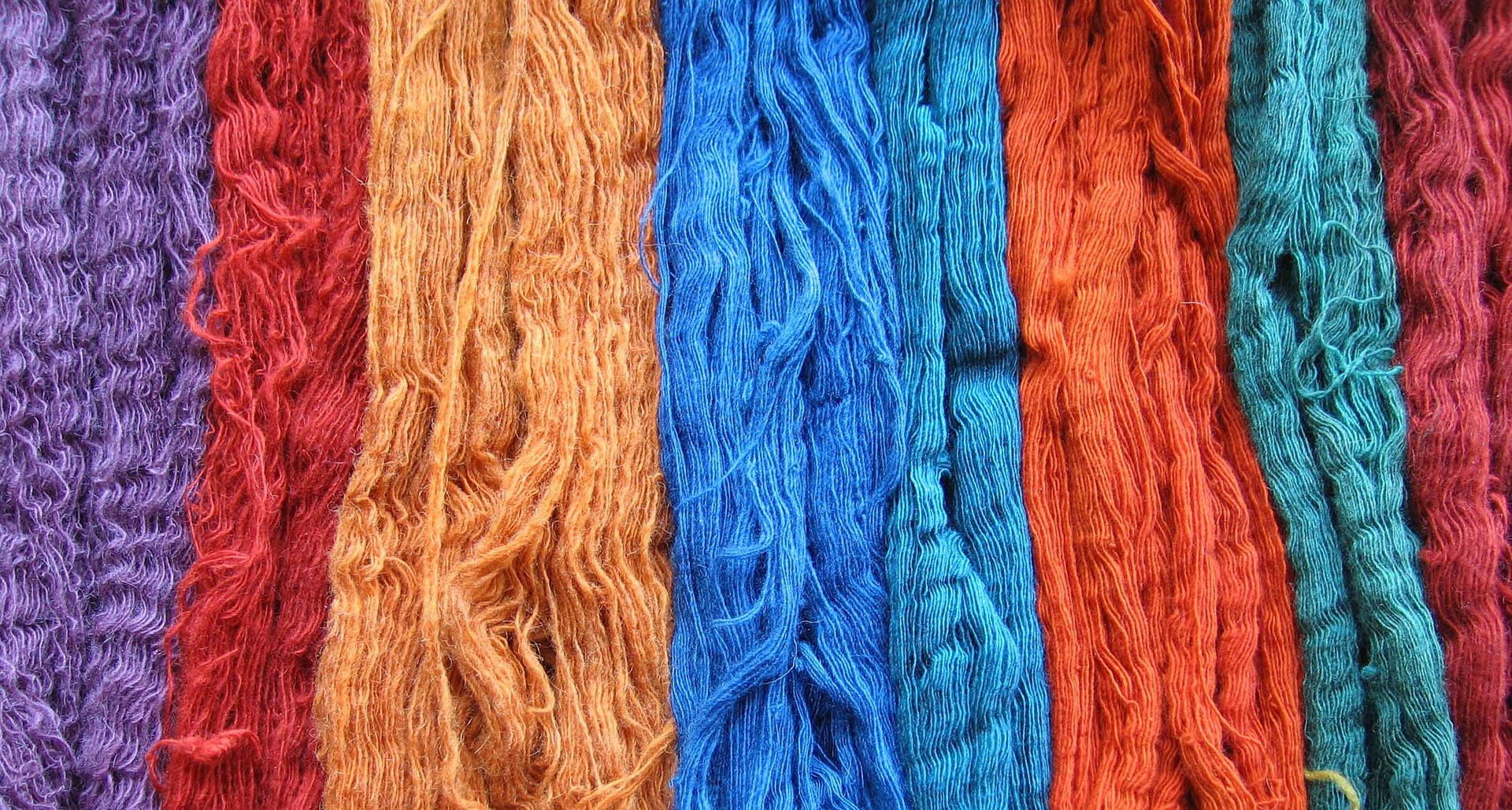 wool-skeins-593794_1920