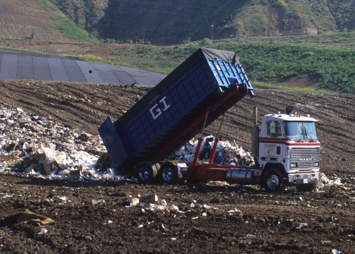 dump-truck-1396587_1920