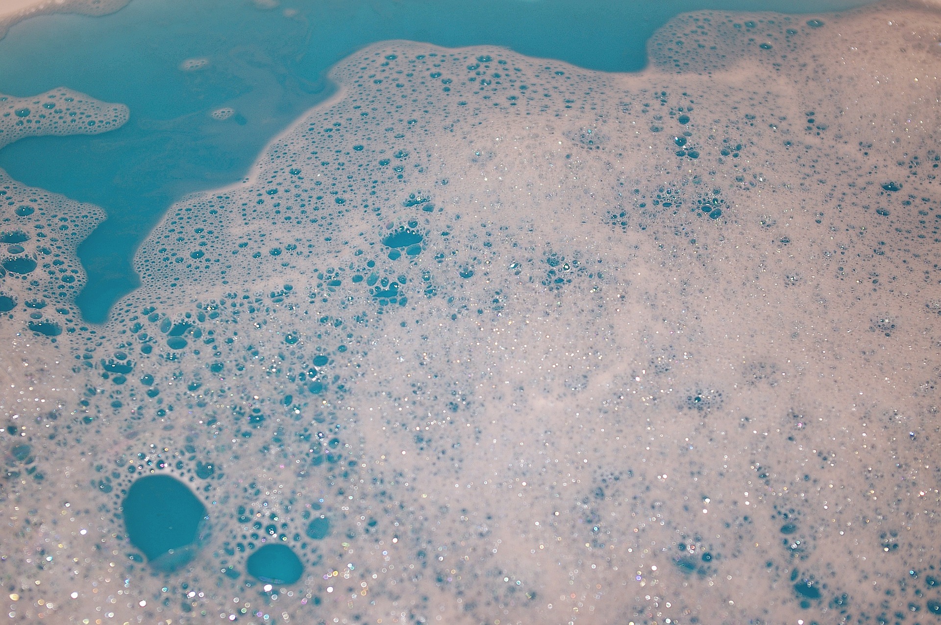 bath-water-921924_1920
