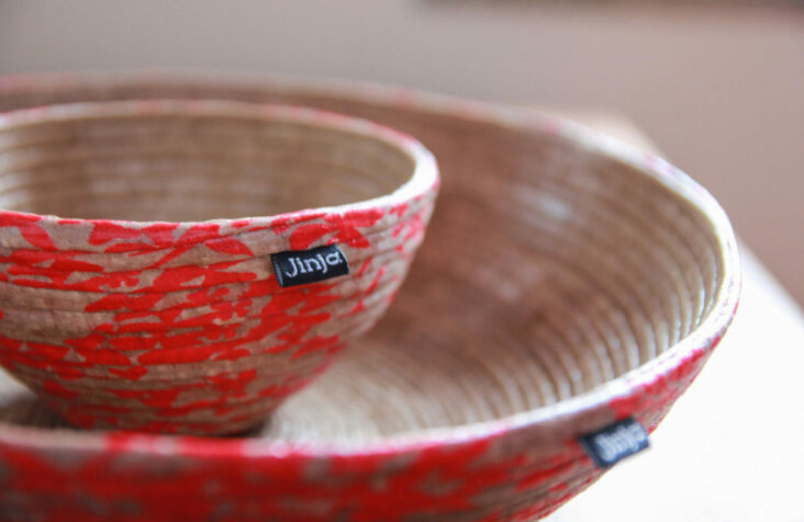 bowls-orient-flowers-detail-2014-1024x683